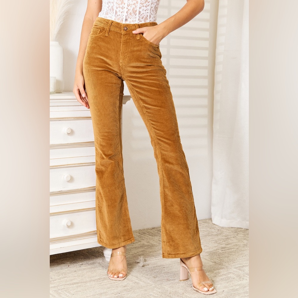NEW**- CCO SALE Judy Blue Full Size Mid Rise Corduroy Pants OFFERS WELCOME